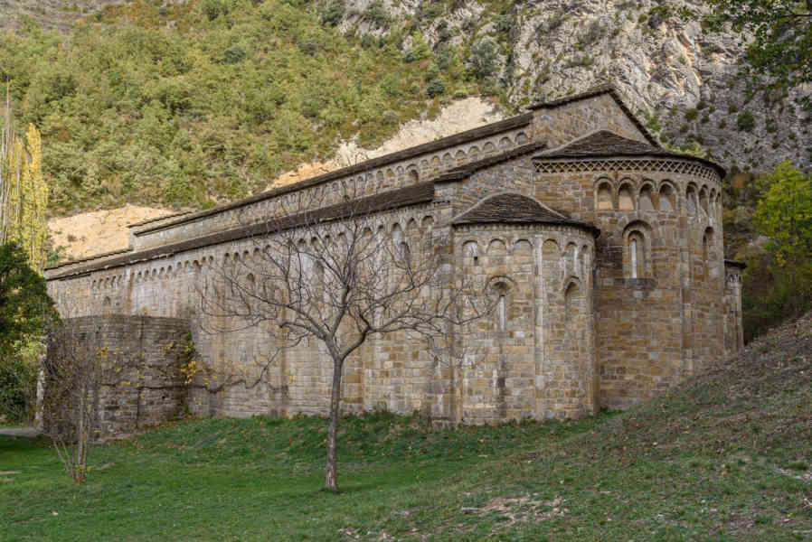Huesca - Beranuy 04 - monasterio de Santa María de Obarra.jpg